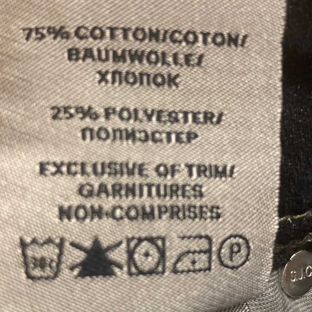 Dark‎ Wash Women's Bootcut Jeans - Classic Style
